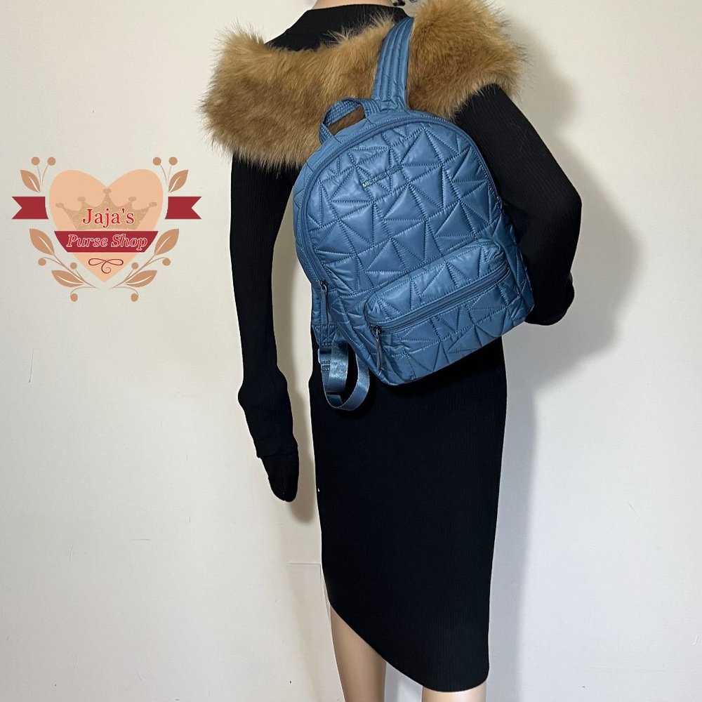 💙Michael Kors Quilted Fabric-Nylon Backpack & Pouch💙 - Picture 12 of 17